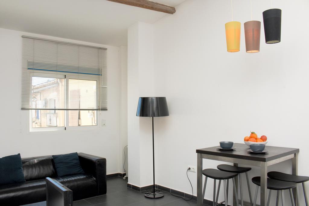 Na Jordana Apartments Valencia Room photo