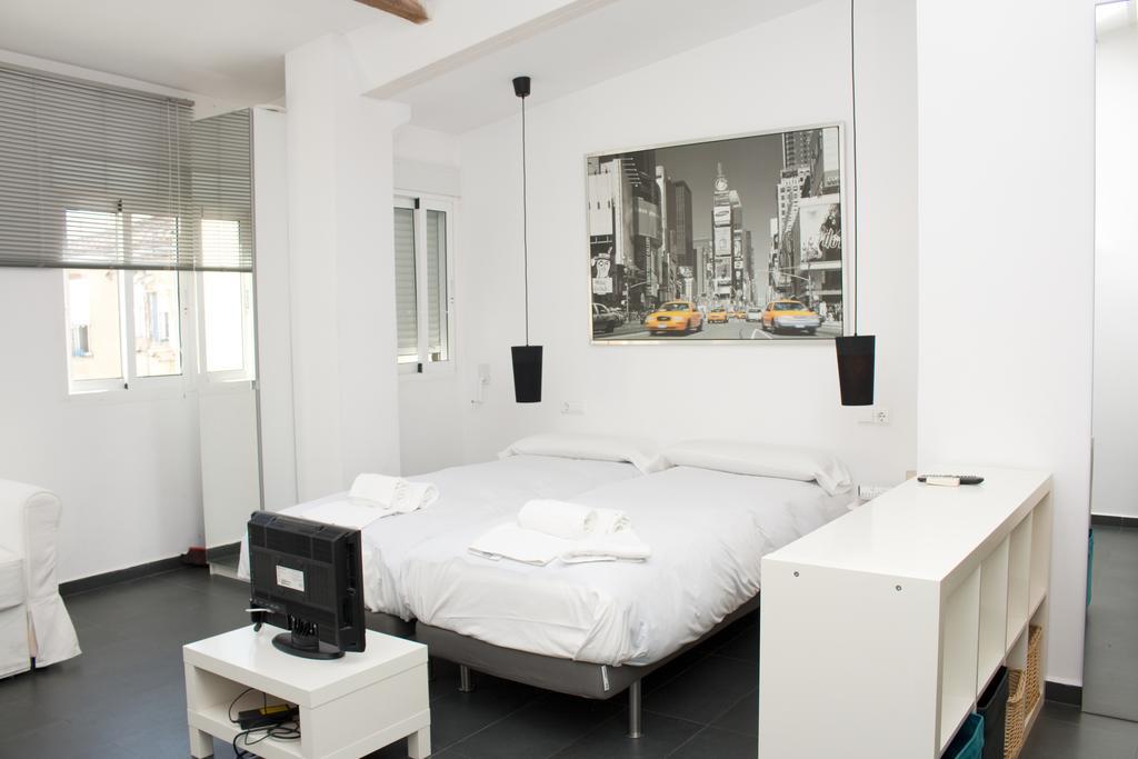 Na Jordana Apartments Valencia Room photo